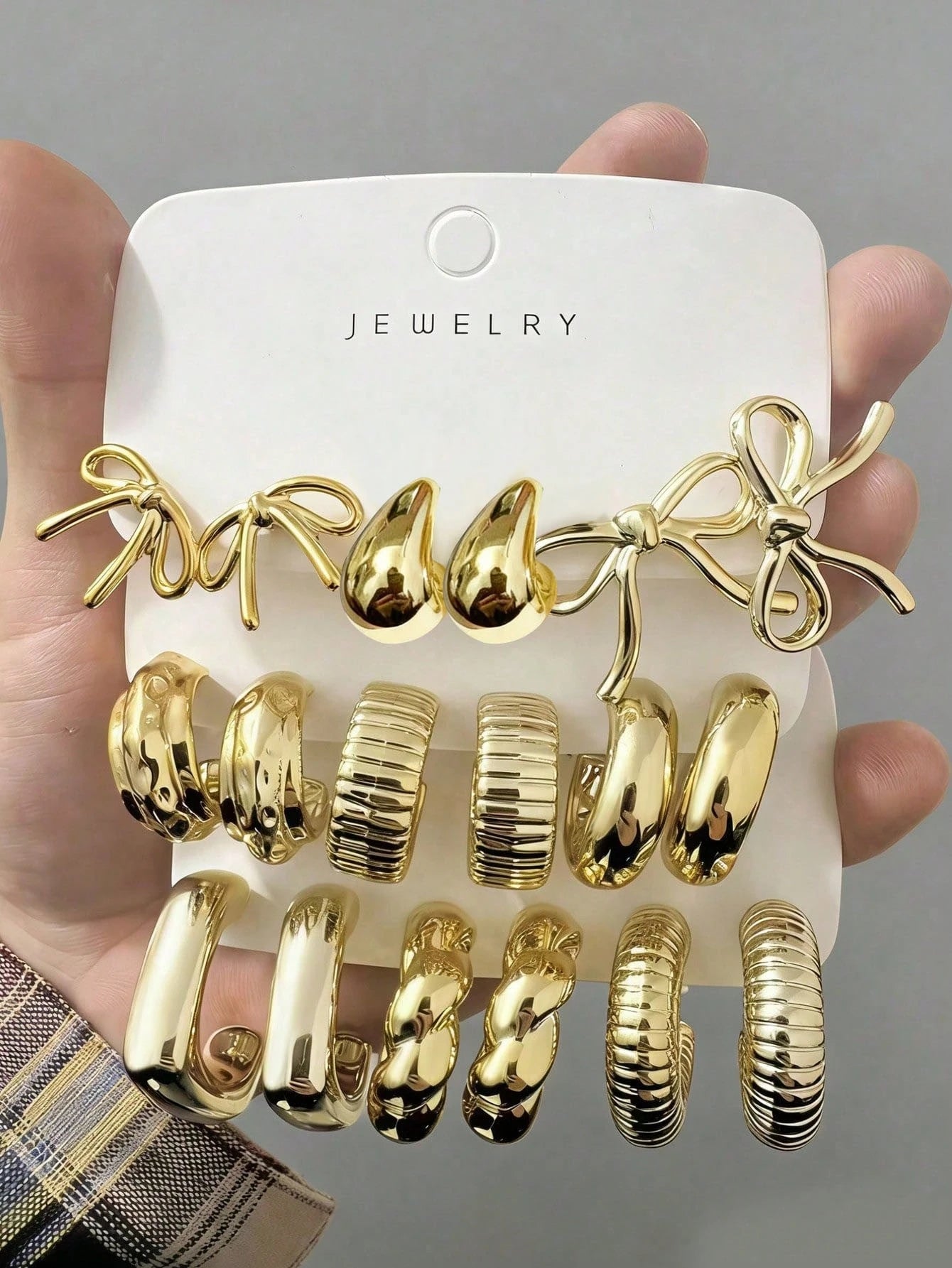 12pcs Fashionable Light weigh Earring