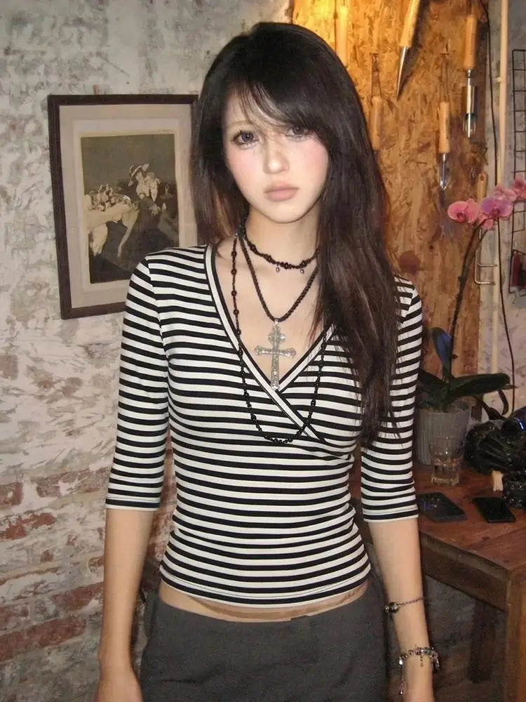 Y2K Striped V-Neck Crop Tee